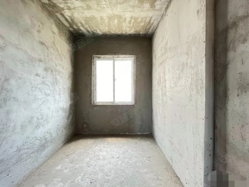 409，城南，捡漏，城市丽景单价4000，电梯好楼层11楼，毛坯3房，采光视野好，