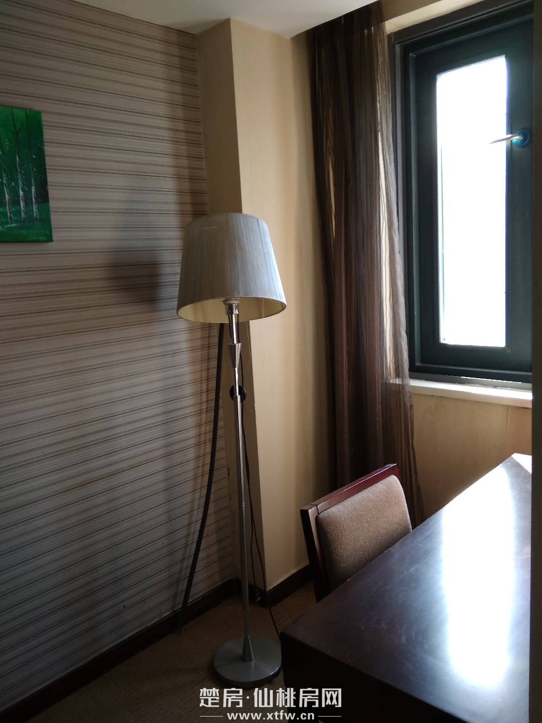 凱賓斯 出售， 城區(qū)，精裝不到1年，單價(jià)4000，家電齊全拎包入??！歡迎 看房