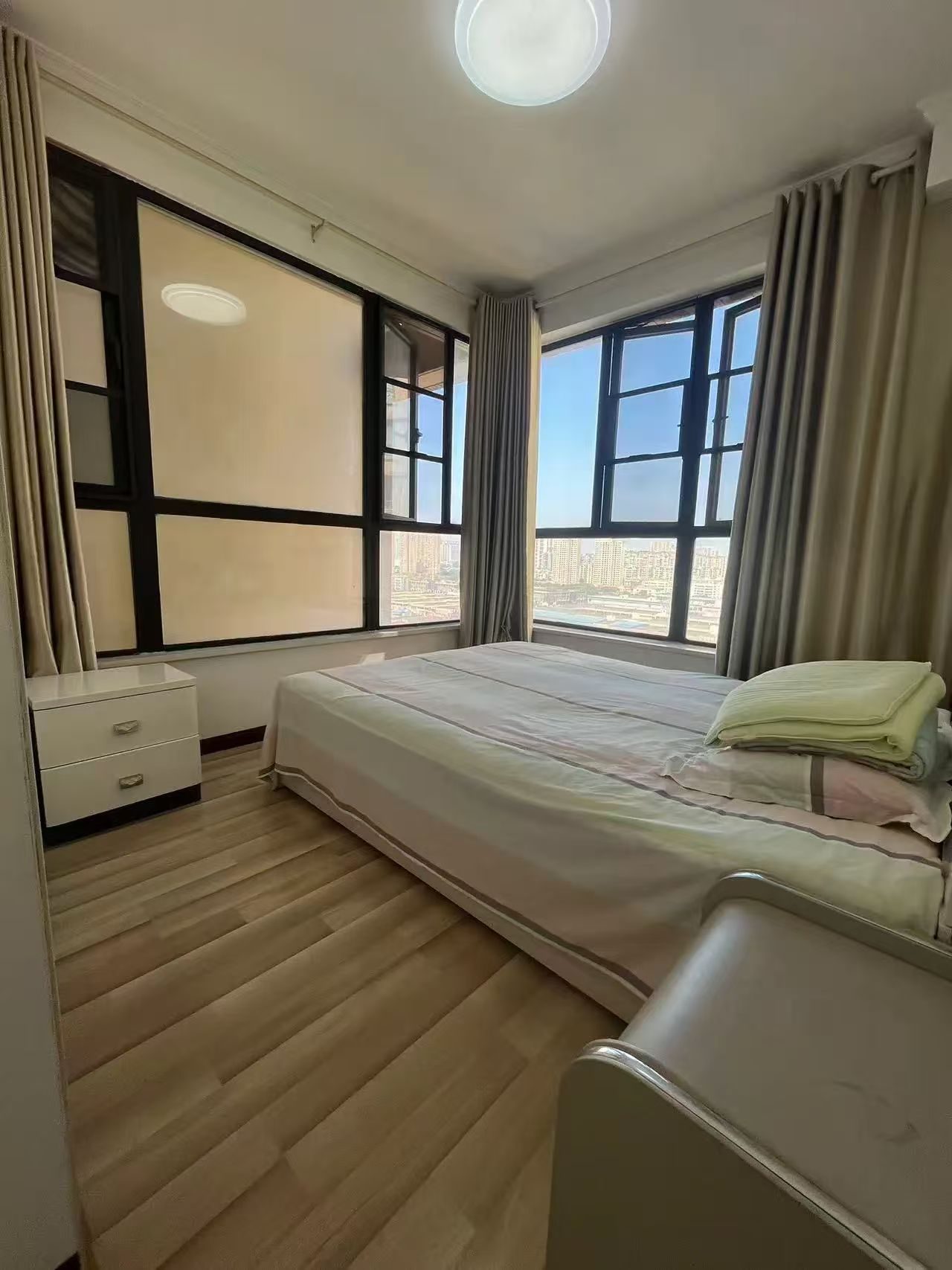 捡漏，城南，颐和公馆，精装三房，电梯好楼层，证满二