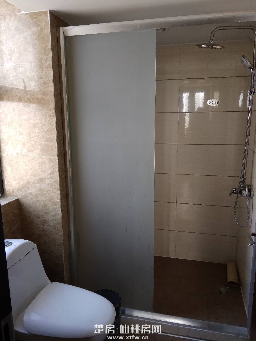 凱賓斯 出售， 城區(qū)，精裝不到1年，單價(jià)4000，家電齊全拎包入??！歡迎 看房