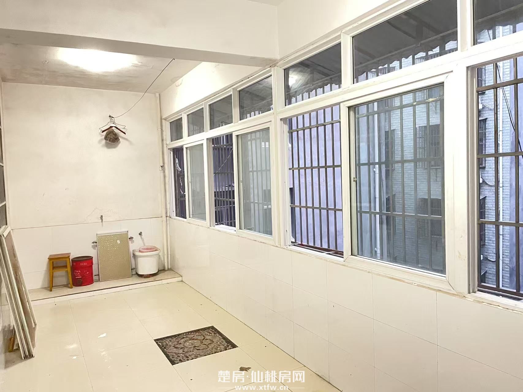 沙嘴四组简装房出租整洁生活设施齐全生活方便