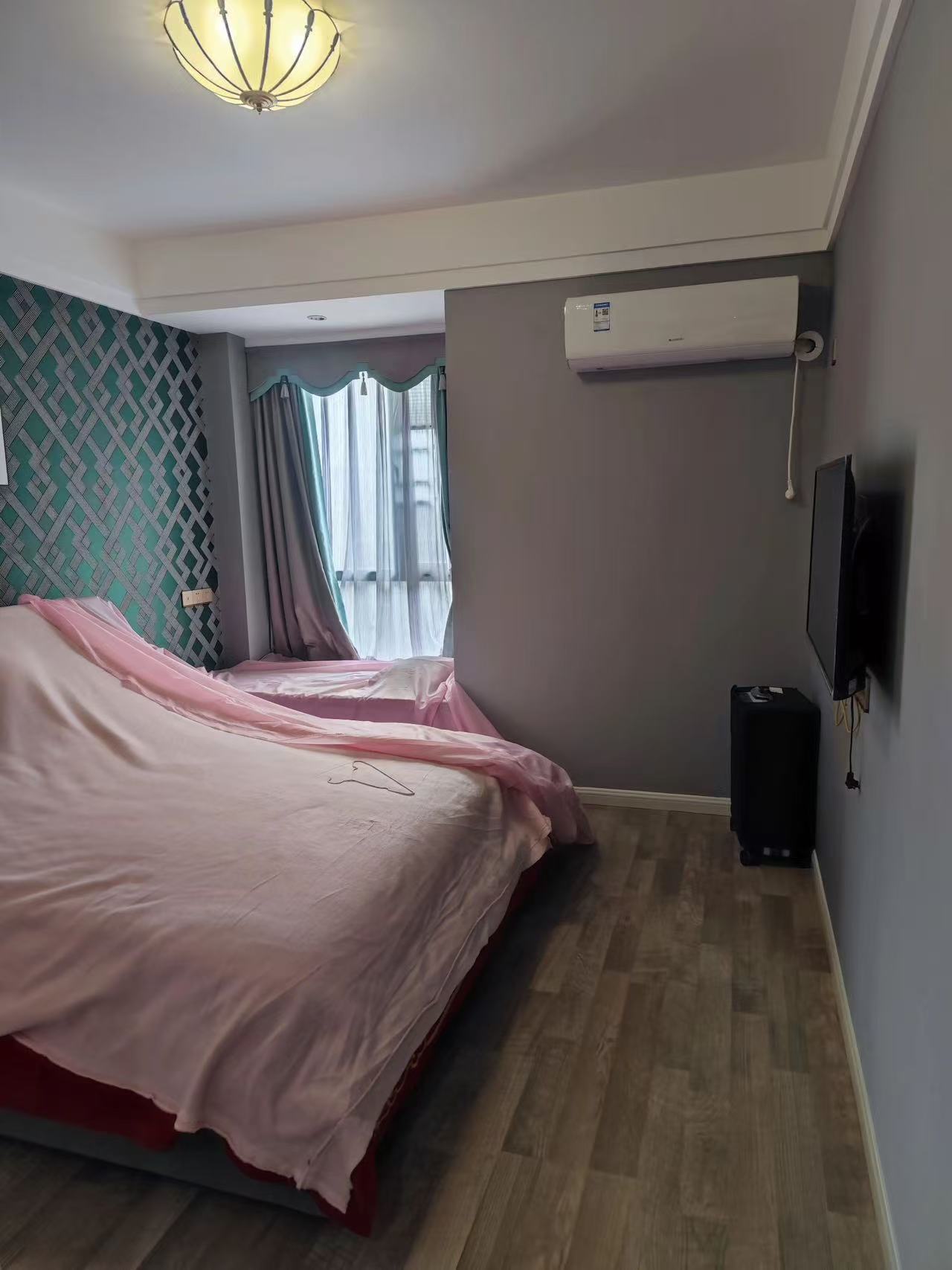 城南，新城壹号五期，精装三房，南北通透，好楼层，证满二