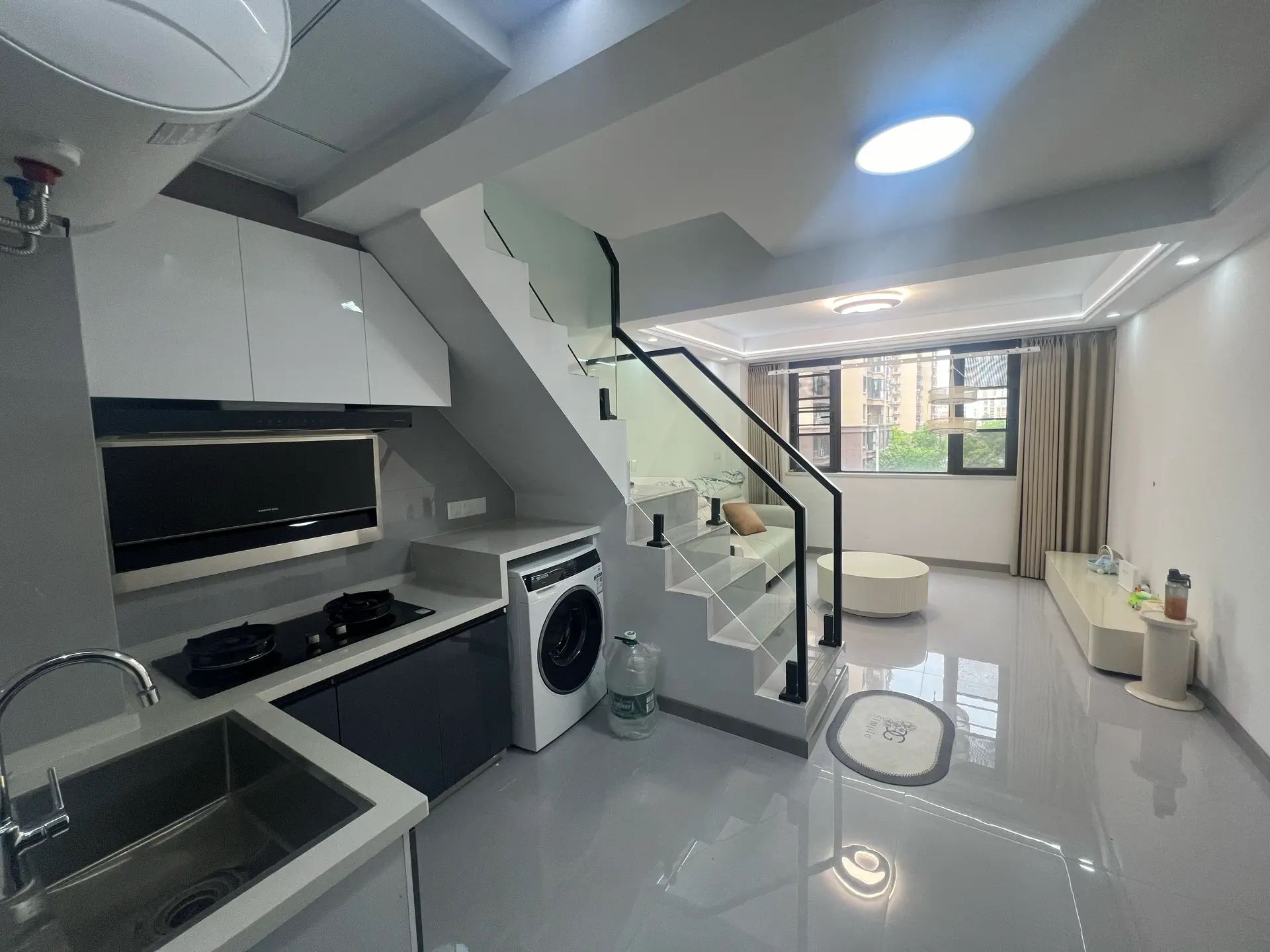 城南，吾悦广场旁，碧桂园公寓，精装两房，一口价29万