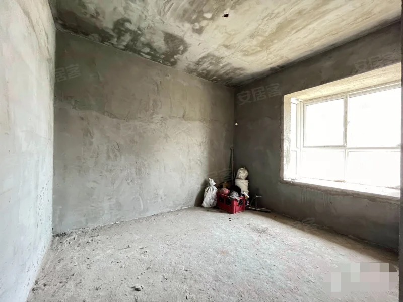409，城南，捡漏，城市丽景单价4000，电梯好楼层11楼，毛坯3房，采光视野好，
