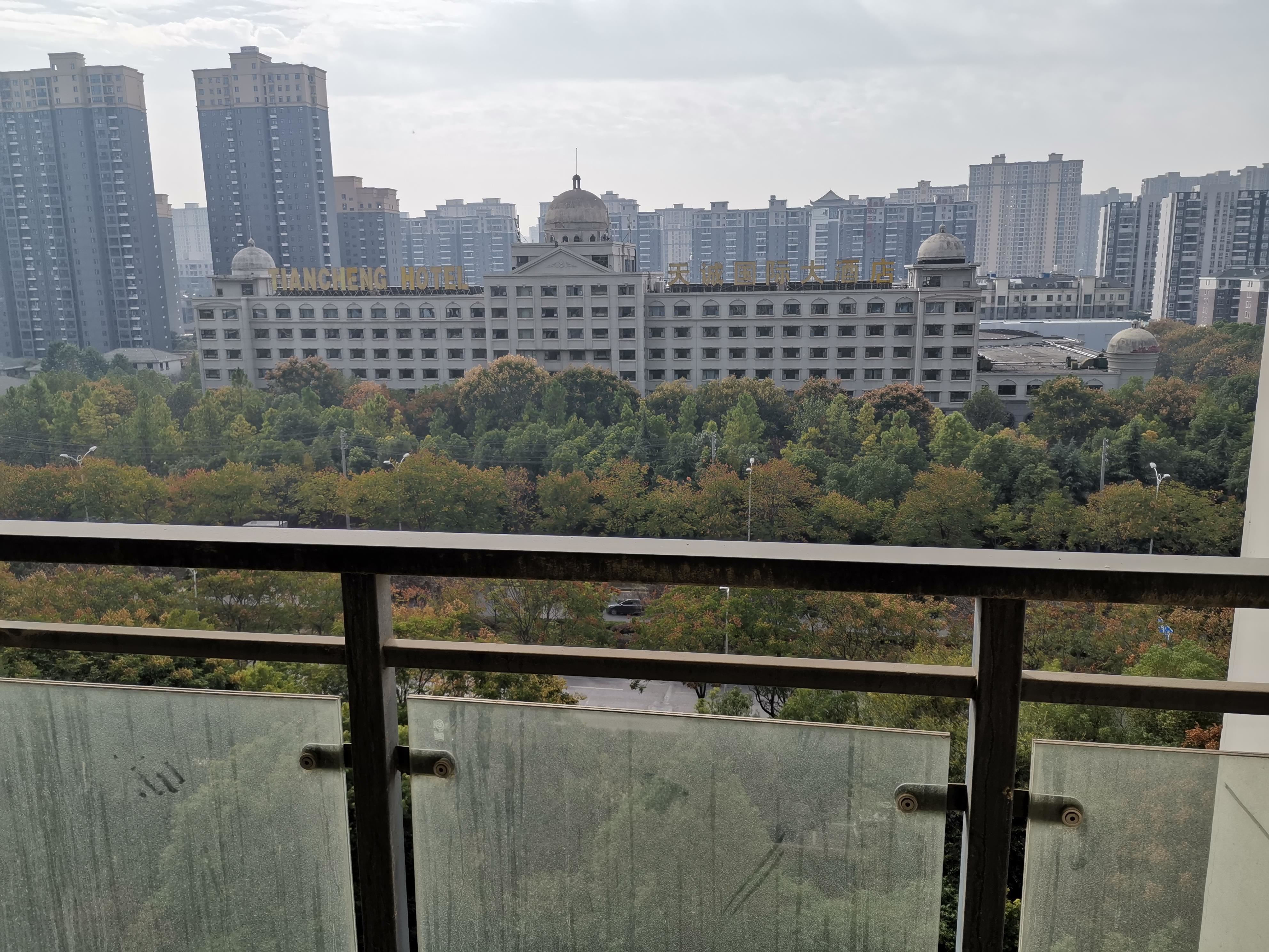 福星城毛坯電梯好樓層采光瞎到位有鑰匙 看證滿兩年