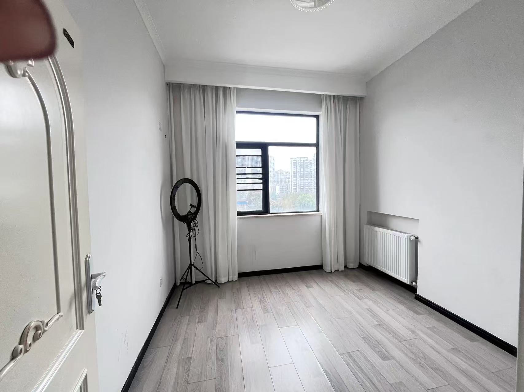 捡漏，城南，百万网红的家，元泰未来城B1区，单价5100低于毛坯价