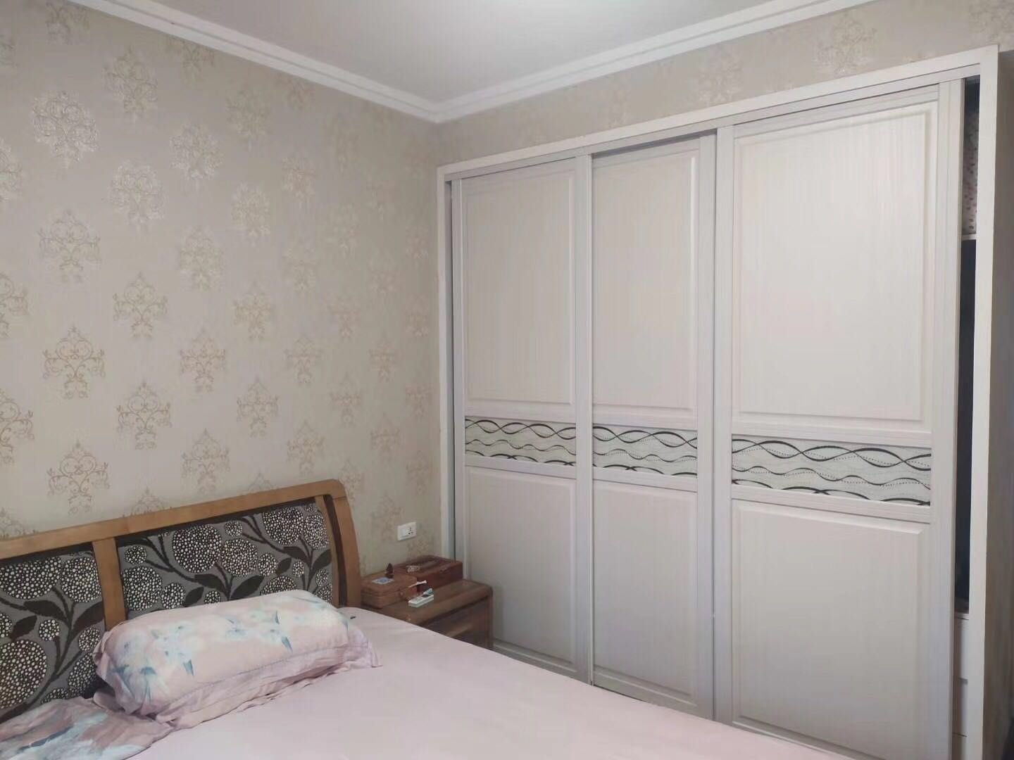 城南金城花園精裝修三房，滿五 