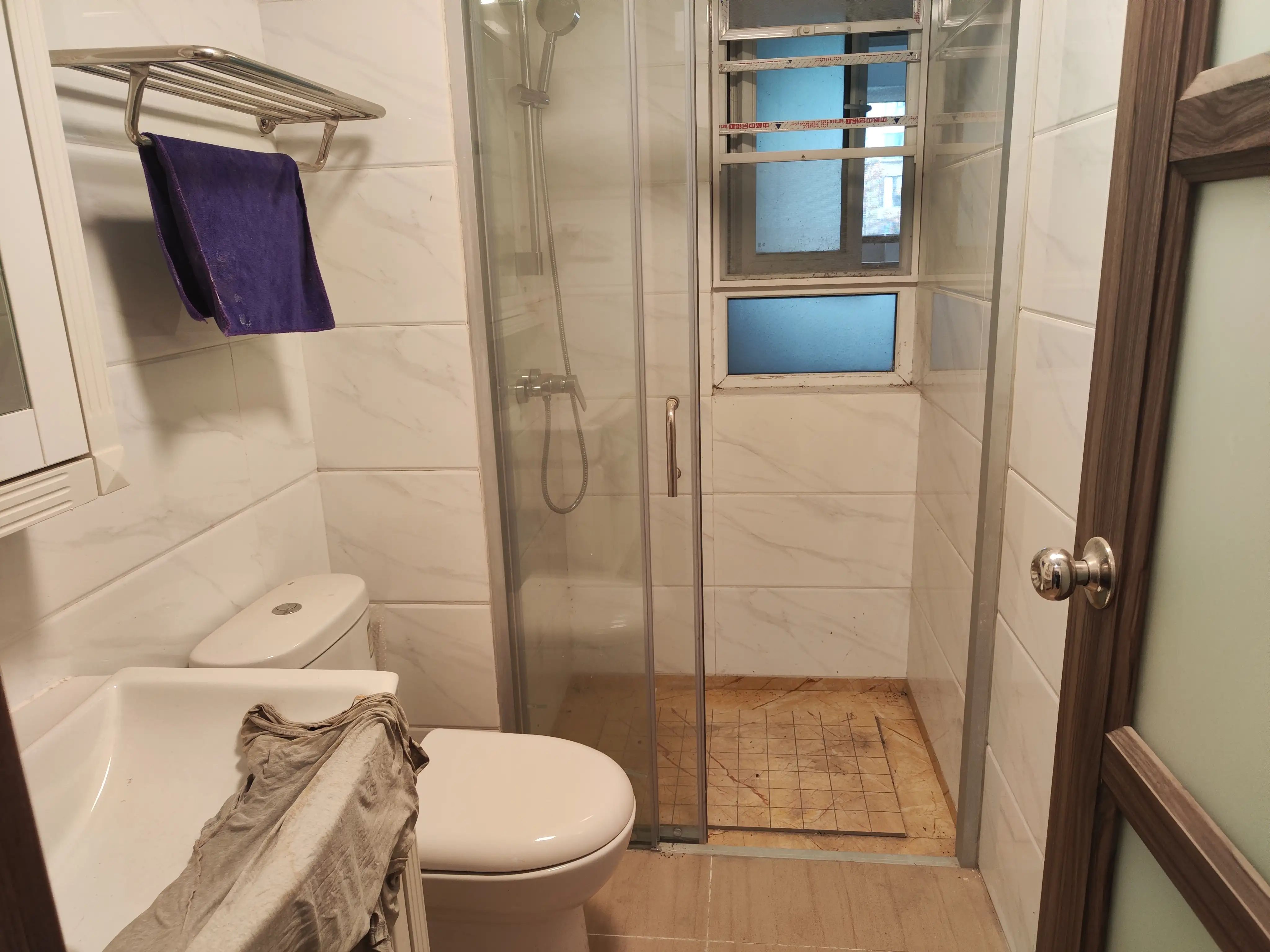 诚心出售，城南，碧桂园，精装三房两卫，证满二，南北通透